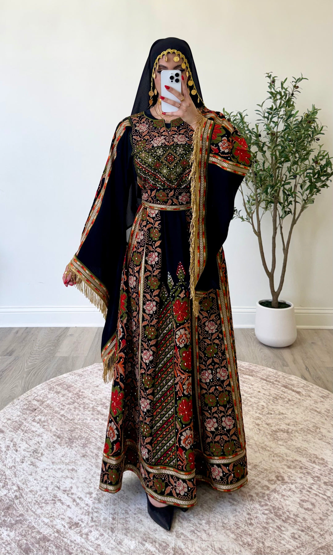 Heirloom Heritage Thobe