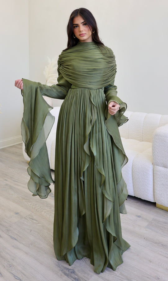 Isabella Gown (Shipping oct 20)