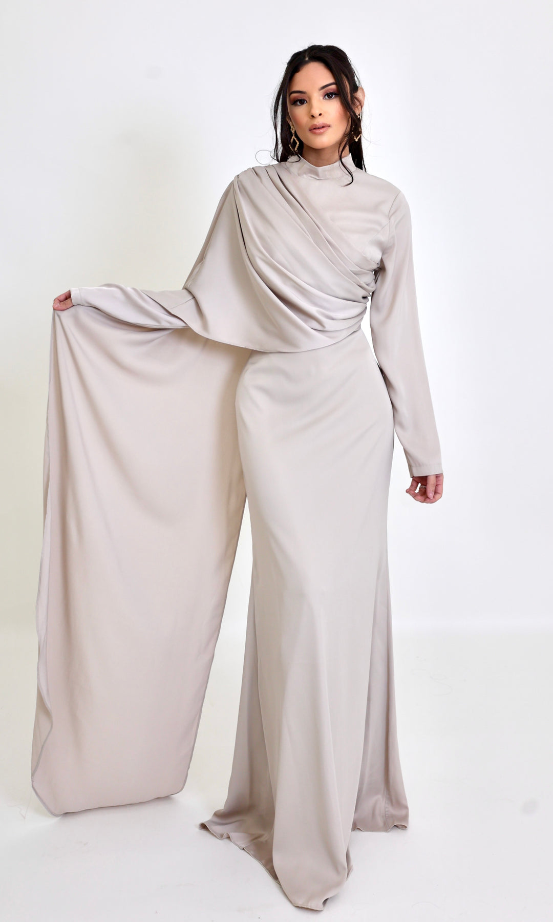 Simona gown