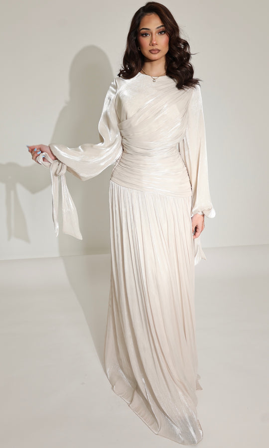 Evelyn Maxi