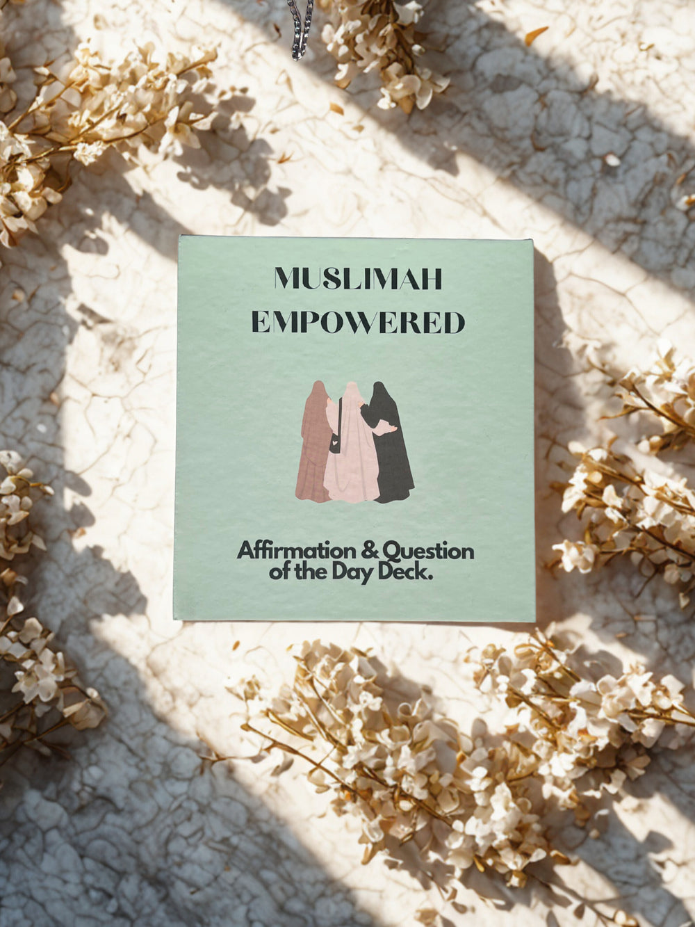 Muslimah Weekly Affirmation + Thought Provoking Question Deck