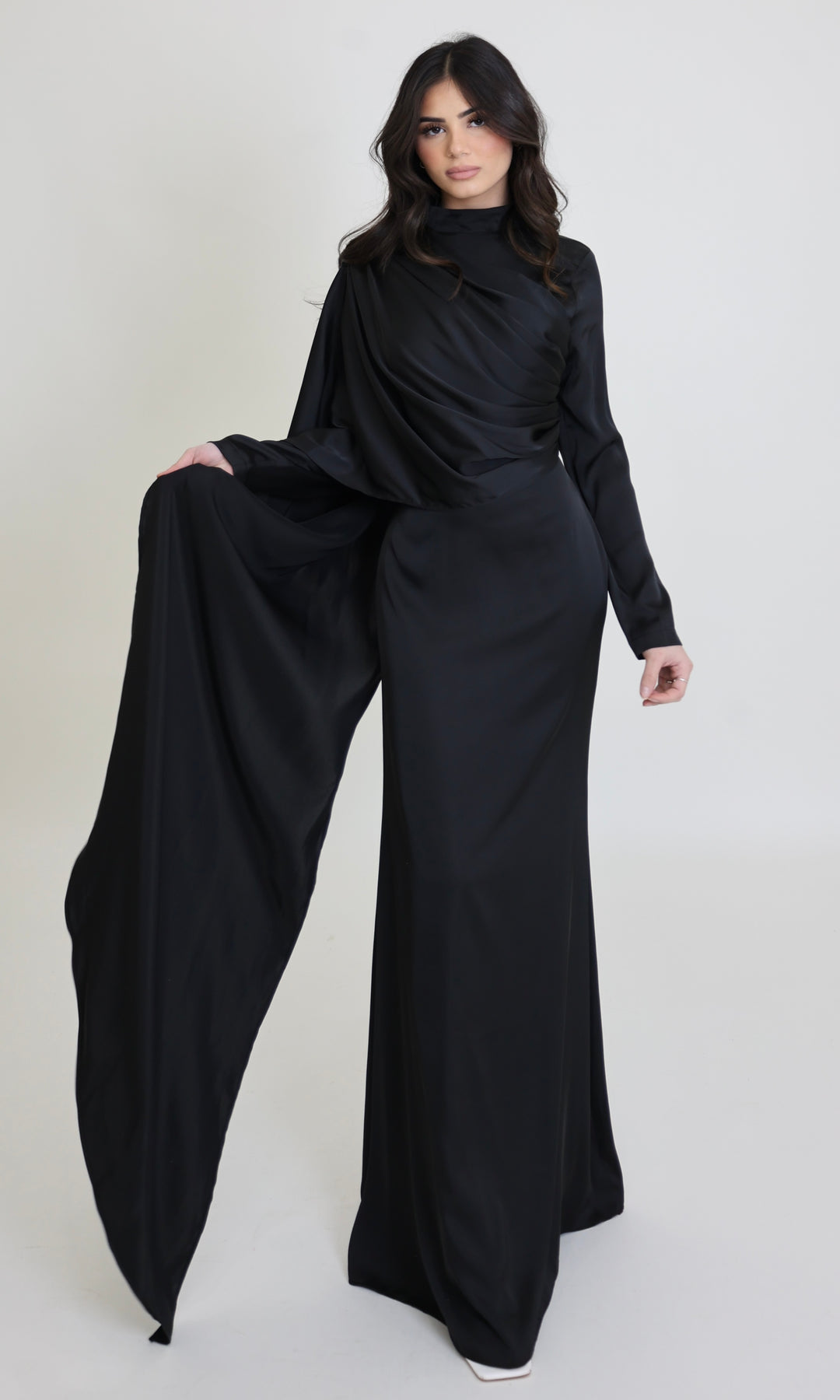 Simona gown