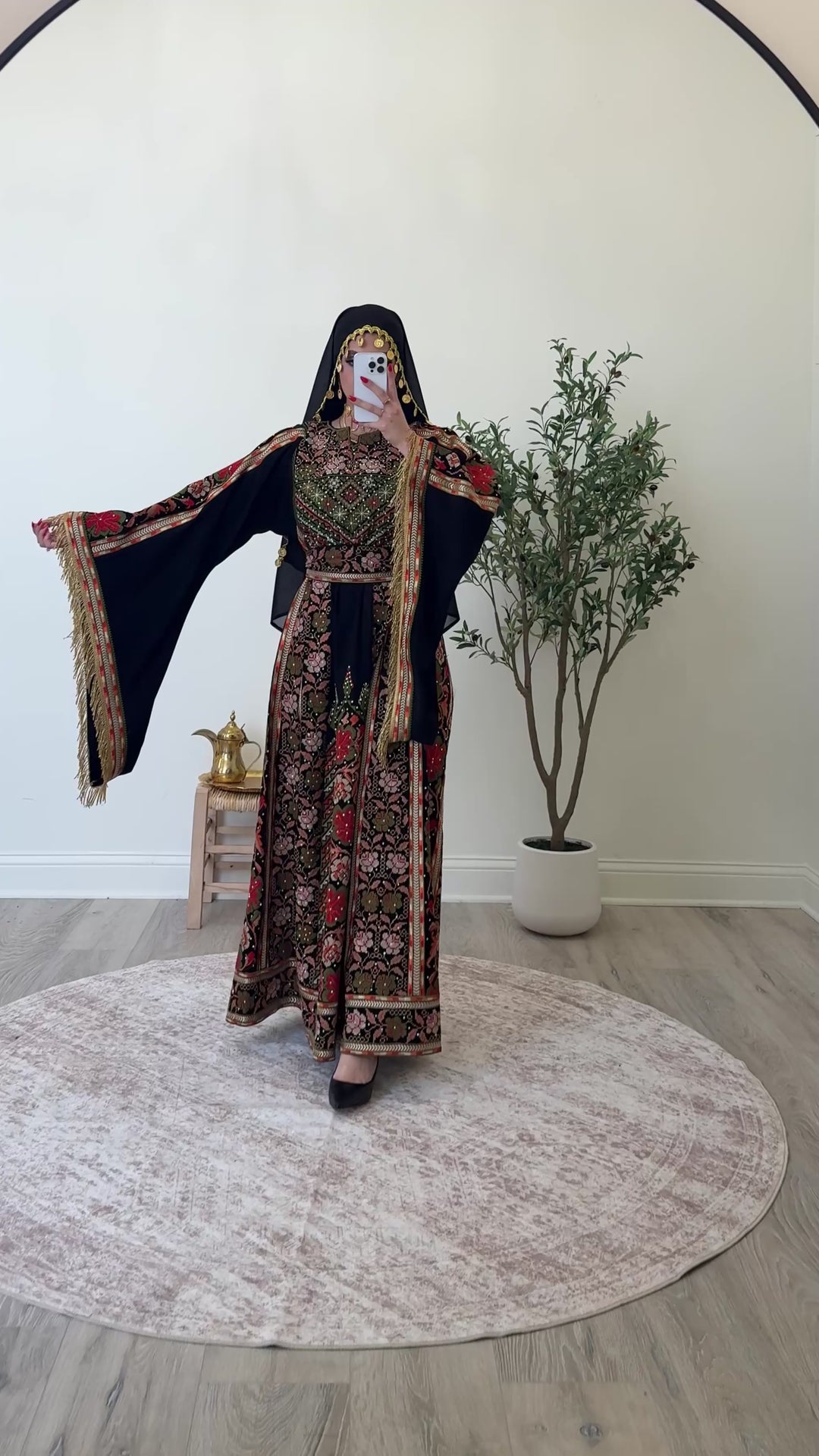 Heirloom Heritage Thobe